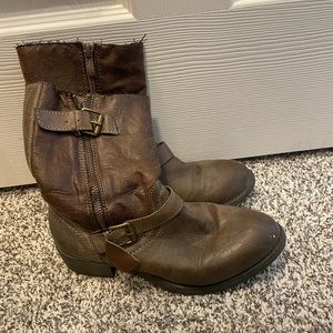 Brown boots